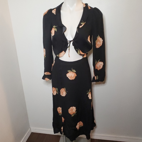 Reformation Dresses & Skirts - NWOT REFORMATION Floral Tie Front Black Dress
